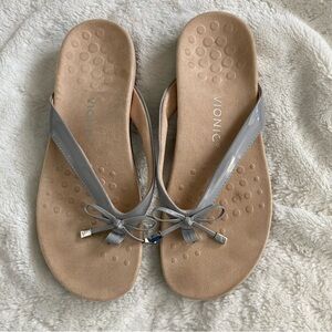 Vionic Bella Sandals Gray slip on comfort size 10